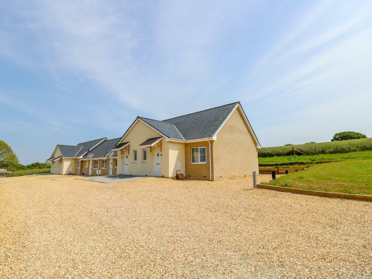 6 Yarmouth Cottages Freshwater Exterior foto