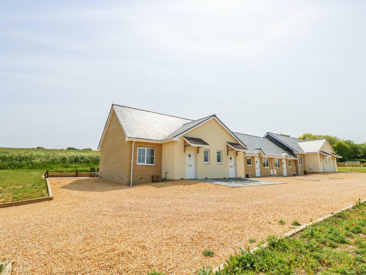 6 Yarmouth Cottages Freshwater Exterior foto